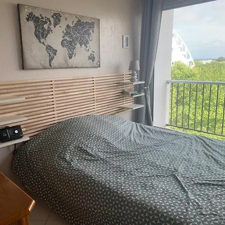 2 Pieces Avec Piscine, Garage, Et Wifi A - Fr-1-328-220 아파트 *